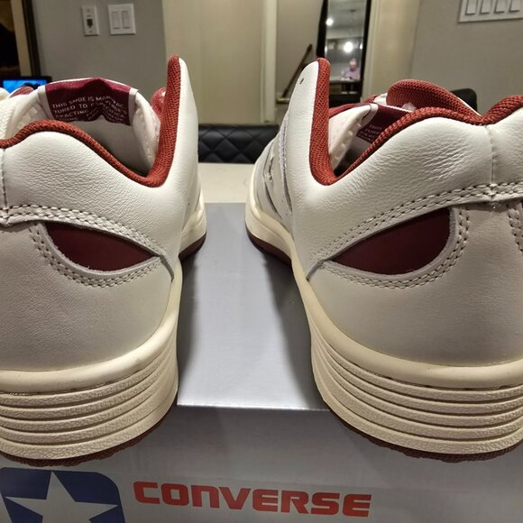 Converse Weapon OX Low Shoes Men's Size 10 Vintage White Maroon A09880C NEW - Picture 5 of 12